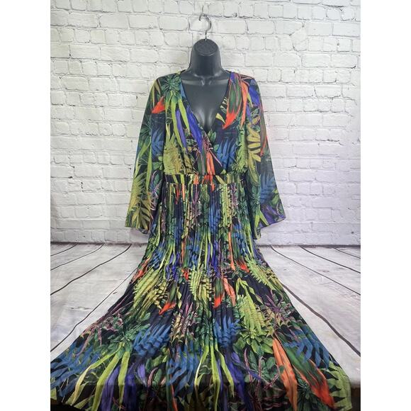 Traffic People exotic floral print bell sleeve pleated skirt dress sz M new - Picture 3 of 8
